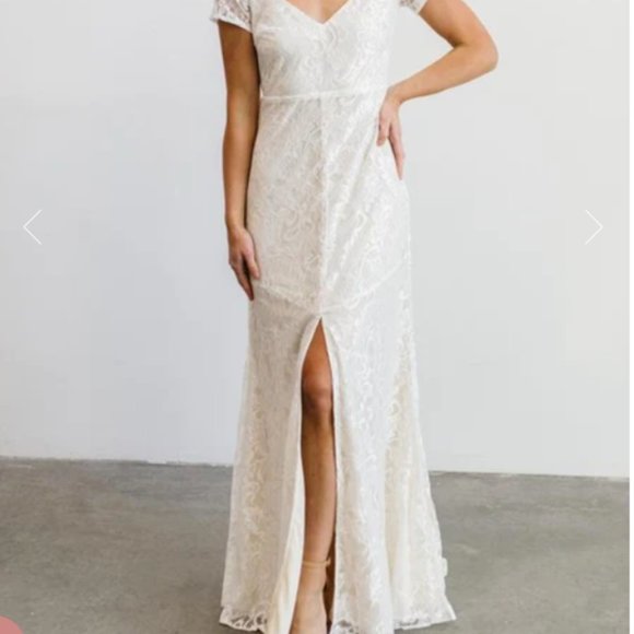 Diana Lace Gown - Small - Picture 4 of 6